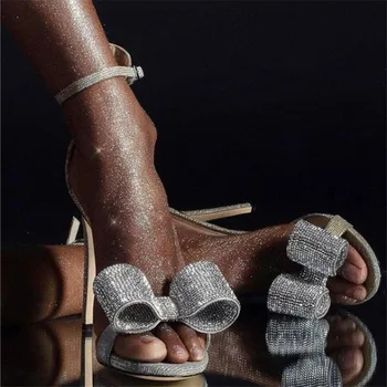 2020. gada Vasaras Rhinestone Sandales Sudrabaini Tauriņš-mezgls Sieviešu Modes High Papēži Potītes Sprādzes Dāmas Sandales, Kurpes Puse