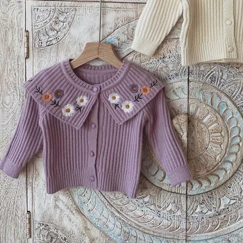Bērniem meiteņu Jaciņa sweatersAutumn Jaunu Mežģīņu Apkakle Izšūta Ziedu Džemperis bērnu pure/balta krāsa meitene bērnu trikotāžas džemperis