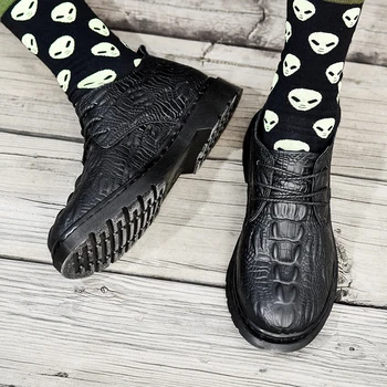 Krokodils Graudu vīriešu Mokasīni Ikdienas apavi īstas ādas atpūtas Elpojošs cilvēks, Mīksta grunts sporta apavi Pavasarī black čības